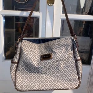 Tommy Hilfiger purse